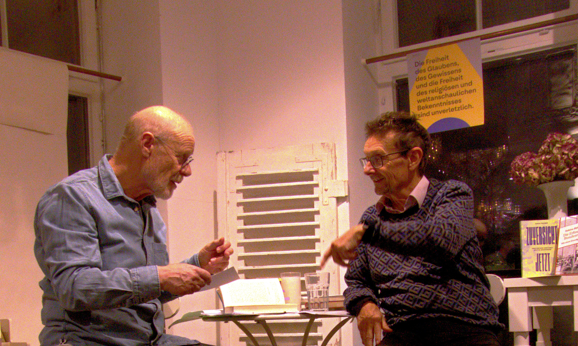 Edwin Bez und Artur Ulmer bei der Lesung